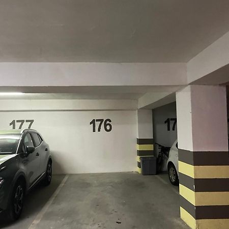 Porta Leks Apartment, Self Check-In, Own Parking Skopje Exterior photo