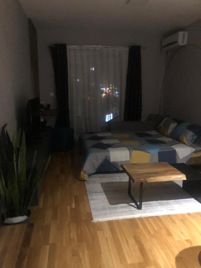 Porta Leks Apartment, Self Check-In, Own Parking Skopje Exterior photo