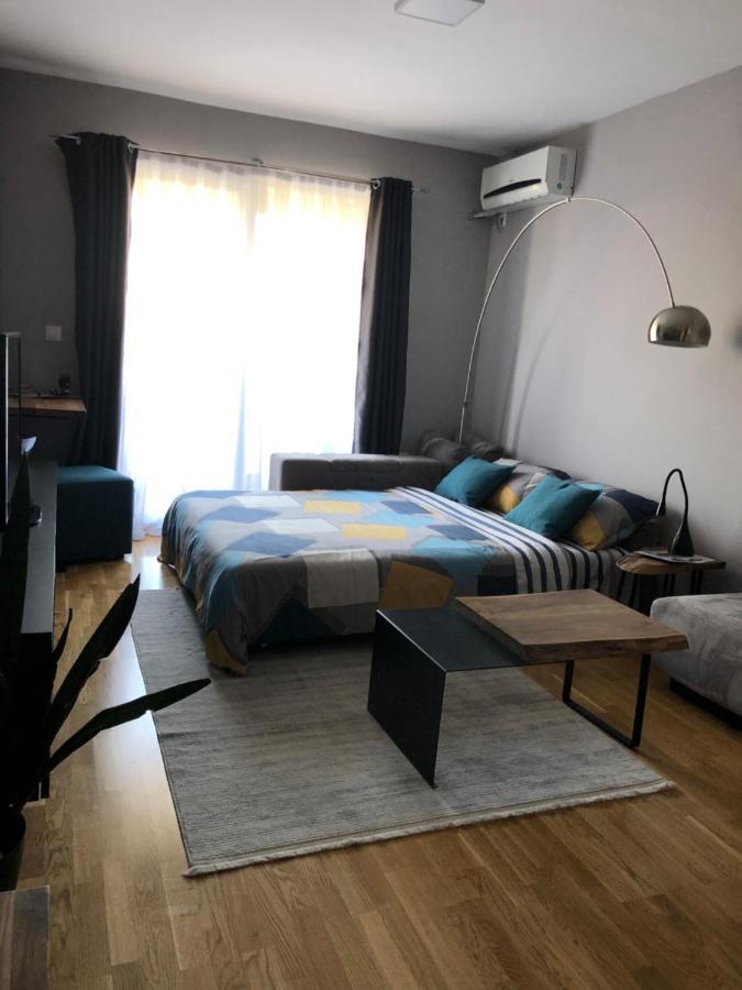 Porta Leks Apartment, Self Check-In, Own Parking Skopje Exterior photo